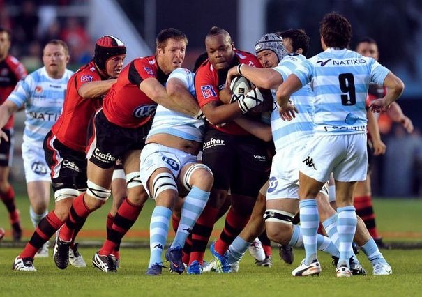 330091_le-centre-de-toulon-mathieu-bastareaud-le-26-mai-2012-face-au-racing-metro-le-26-mai-2012-au-stade-mayol