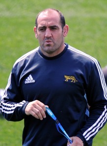 Argentina-s-Mario-Ledesma-tracksuit-2011_2780622