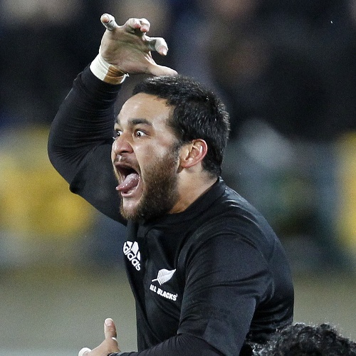 all_black_piri_weepu_leads_the_haka_against_south__4cce240c2b