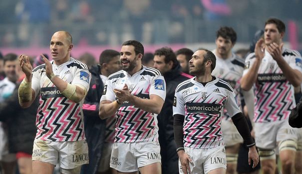 les-joueurs-du-stade-francais-fetent-leur-victoire-sur-toulon-le-28-decembre-2014-au-stade-jean-bouin_5178431