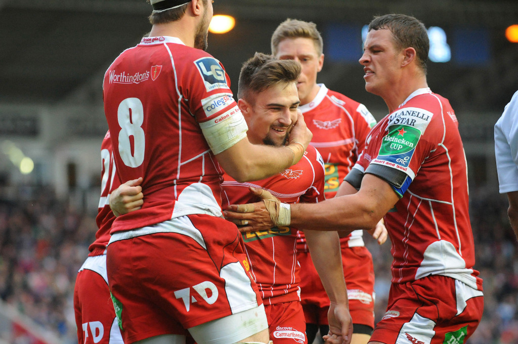 RUGBY : Harlequins vs Llanelli Scarlets - Heineken European Cup  - 12/10/2013