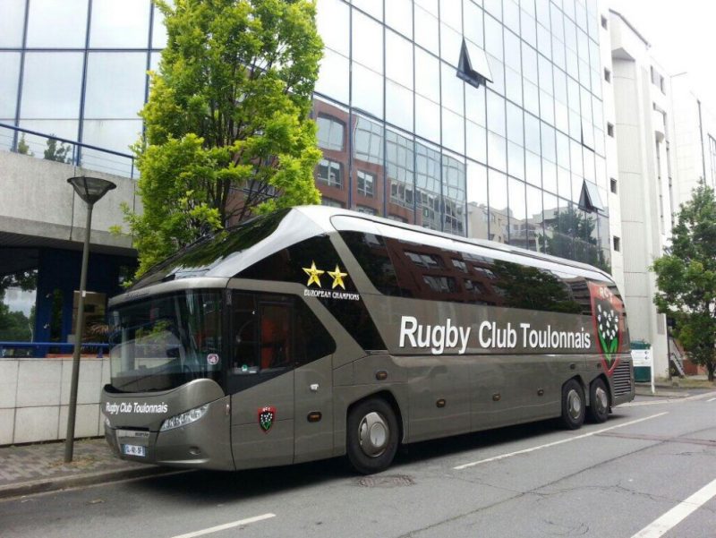 Découvrez les caractéristiques du magnifique bus du Rugby Club