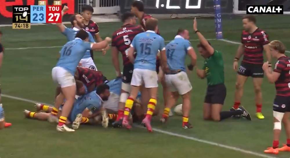 Essai de l’USAP contre le Stade Toulousain